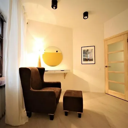 Lovely Two Bedroom In The Old Town *