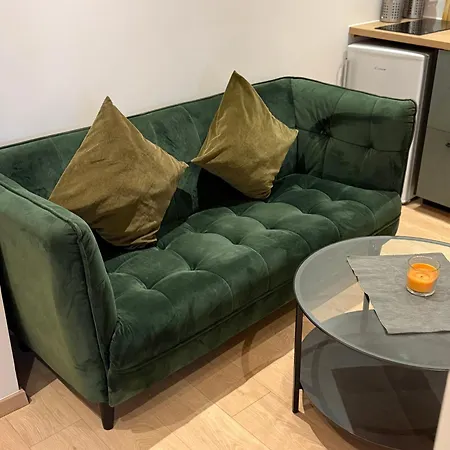 Lovely Two Bedroom In The Old Town Apartman *
